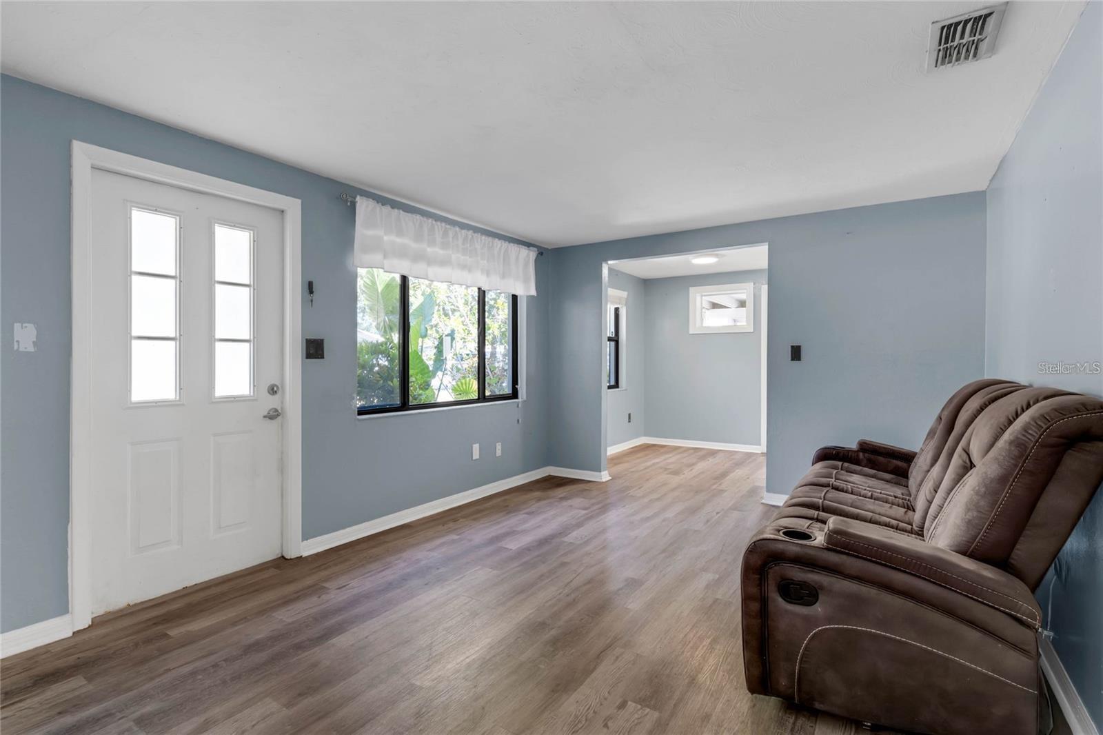 Image 12 of 16 For 6328 Georgia Avenue