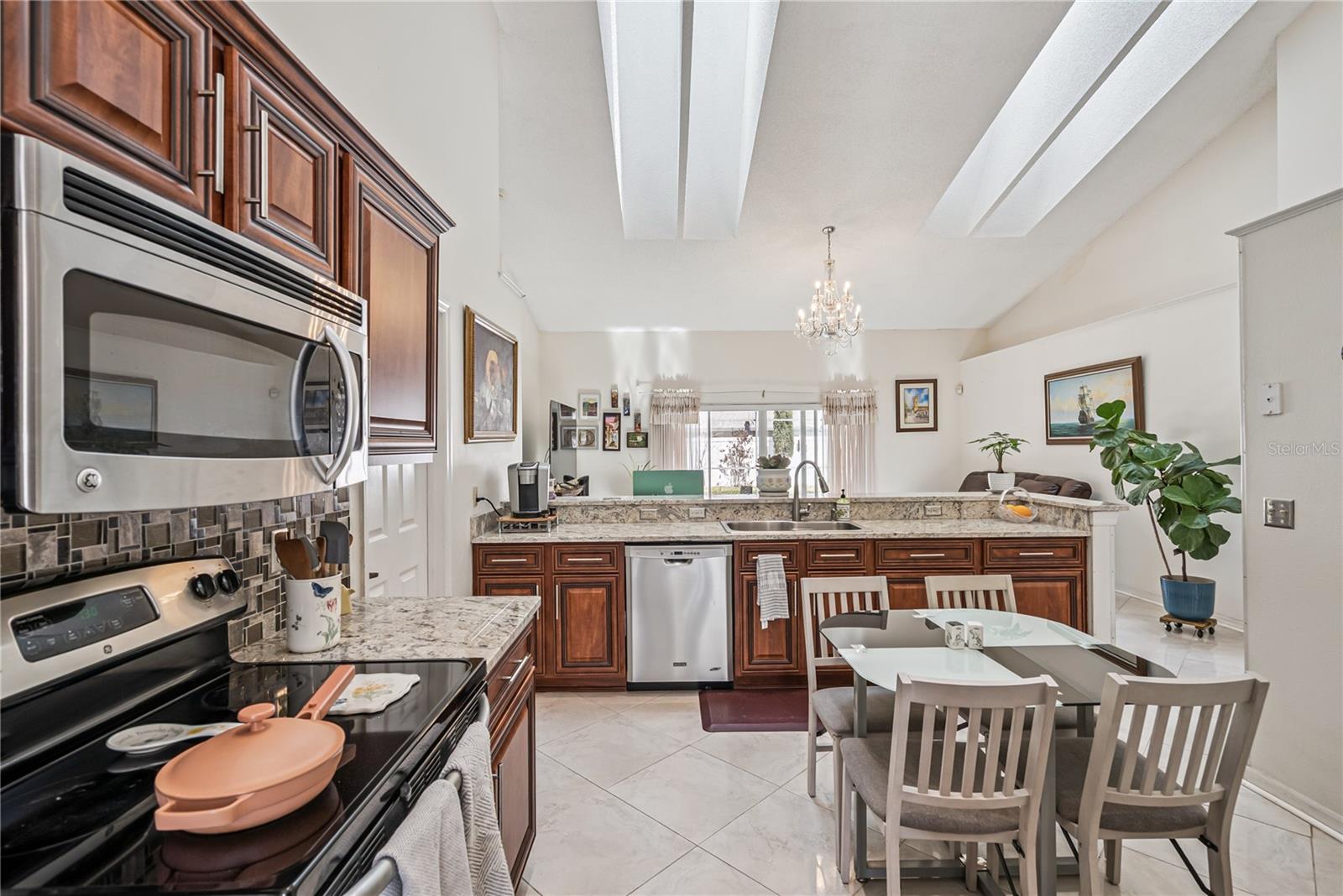 Image 12 of 20 For 11715 Oxfordshire Place