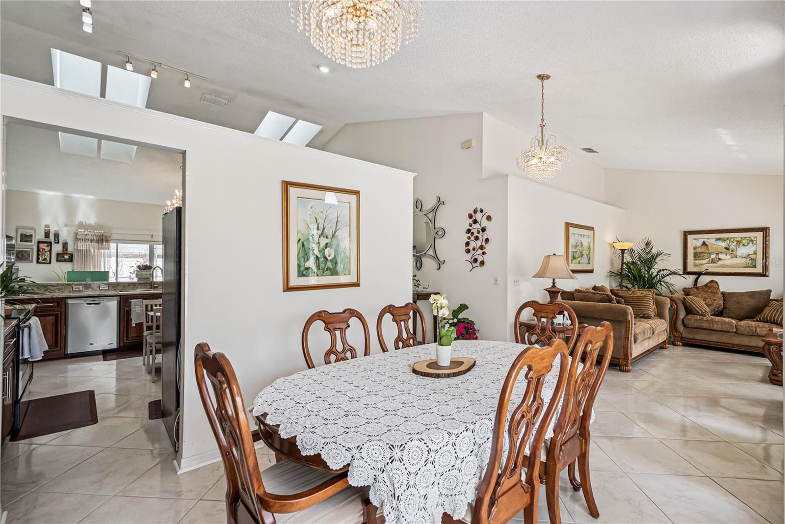 Image 7 of 20 For 11715 Oxfordshire Place