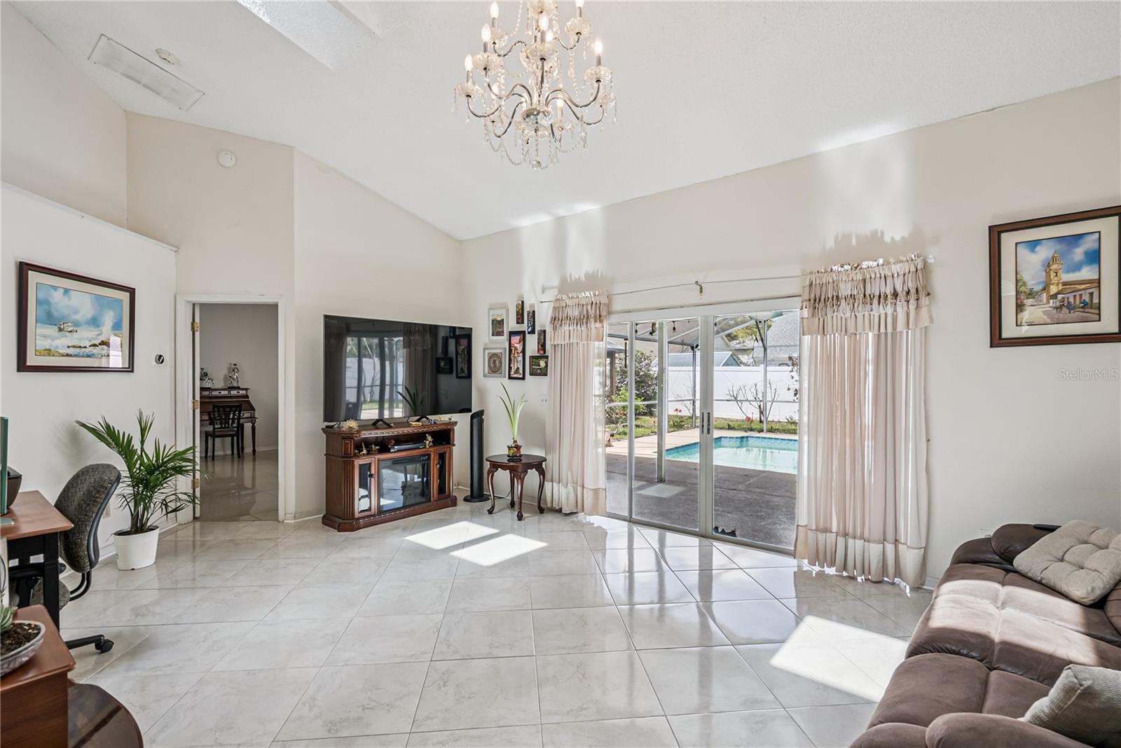 Image 8 of 20 For 11715 Oxfordshire Place