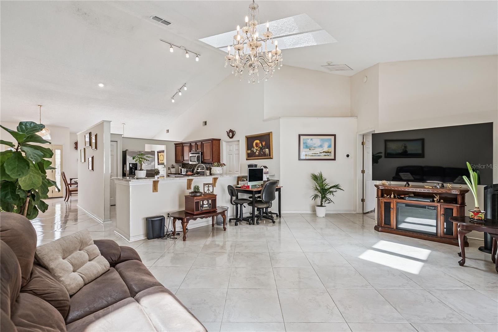 Image 9 of 20 For 11715 Oxfordshire Place