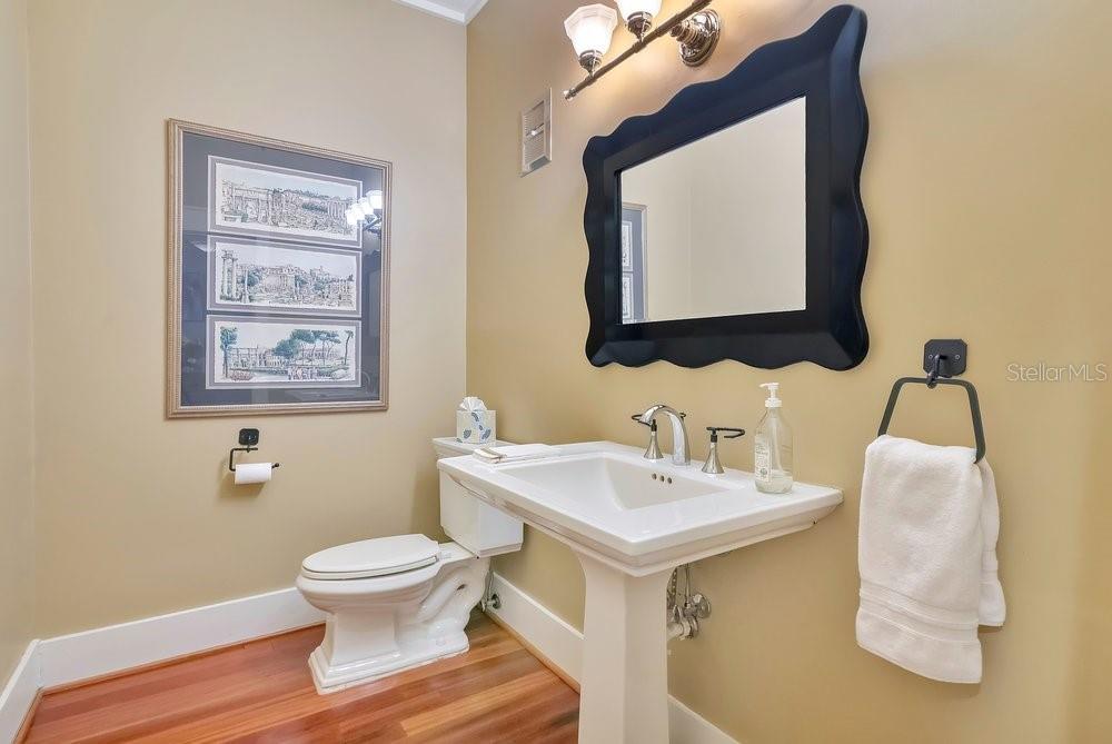 Image 20 of 100 For 10577 Down Lakeview Circle