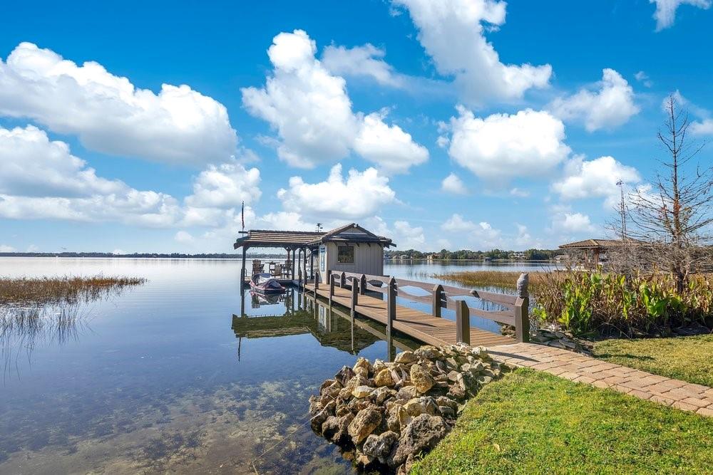 Image 5 of 100 For 10577 Down Lakeview Circle