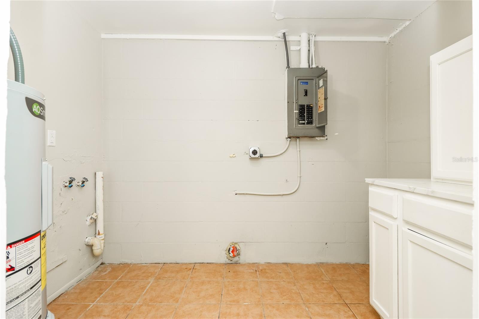 Image 15 of 21 For 3147 36th Avenue N