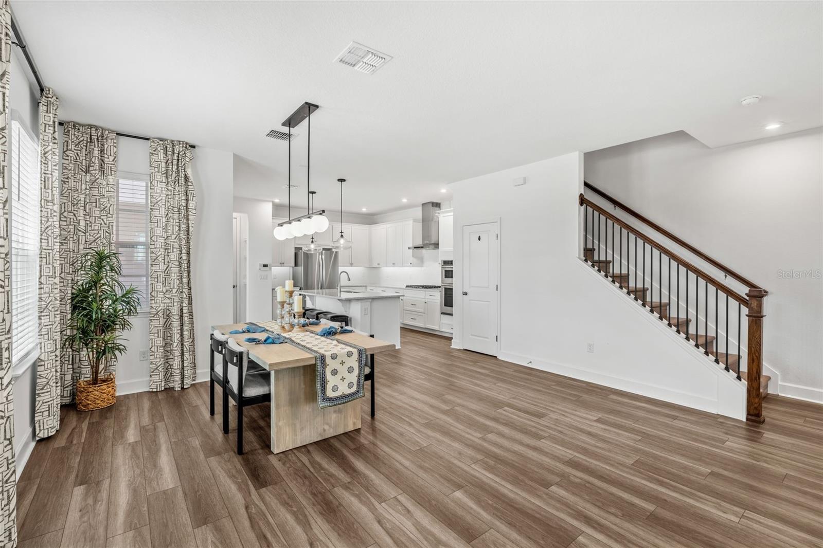 Image 23 of 56 For 1851 Coastal Court