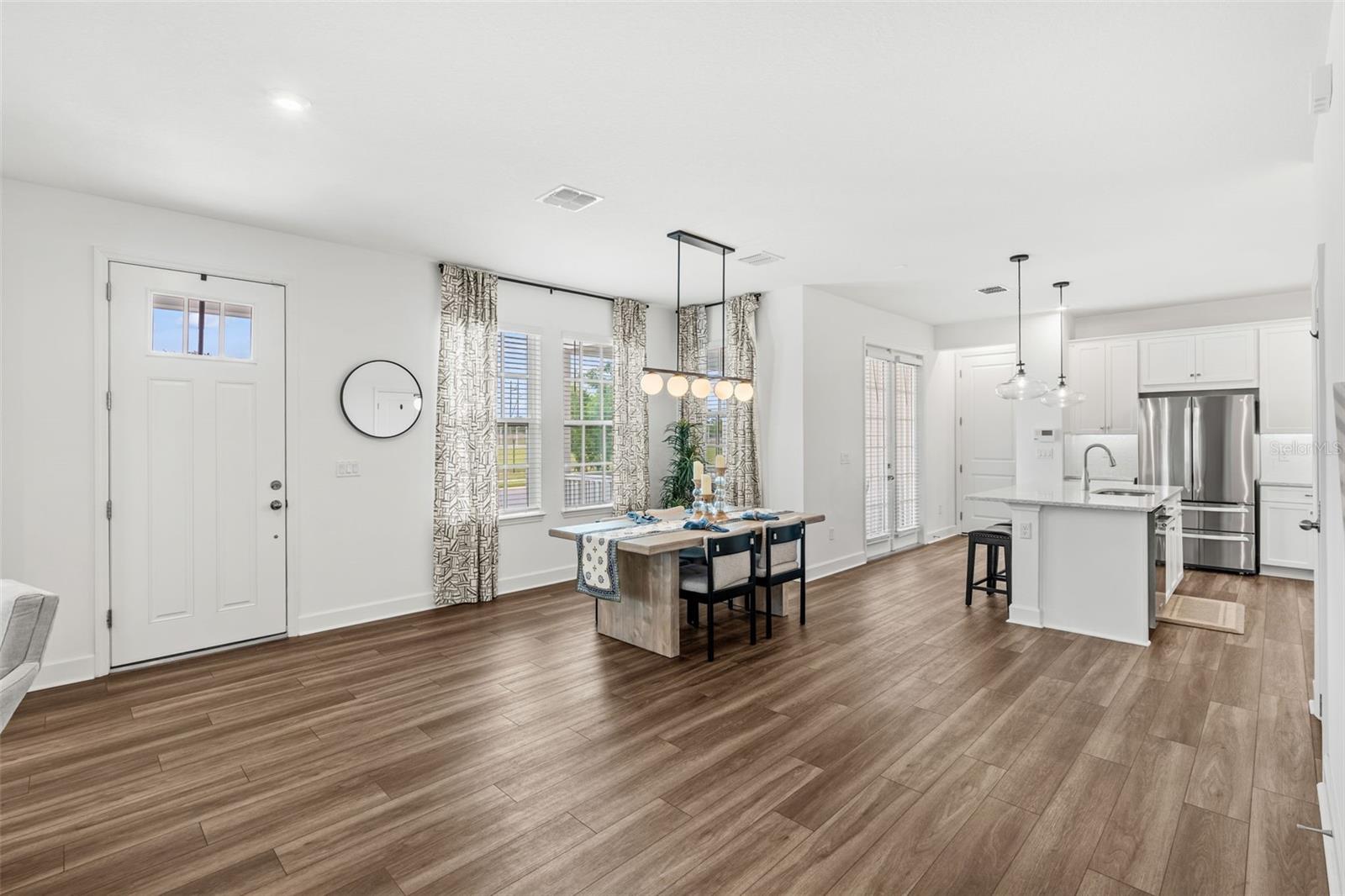 Image 25 of 56 For 1851 Coastal Court