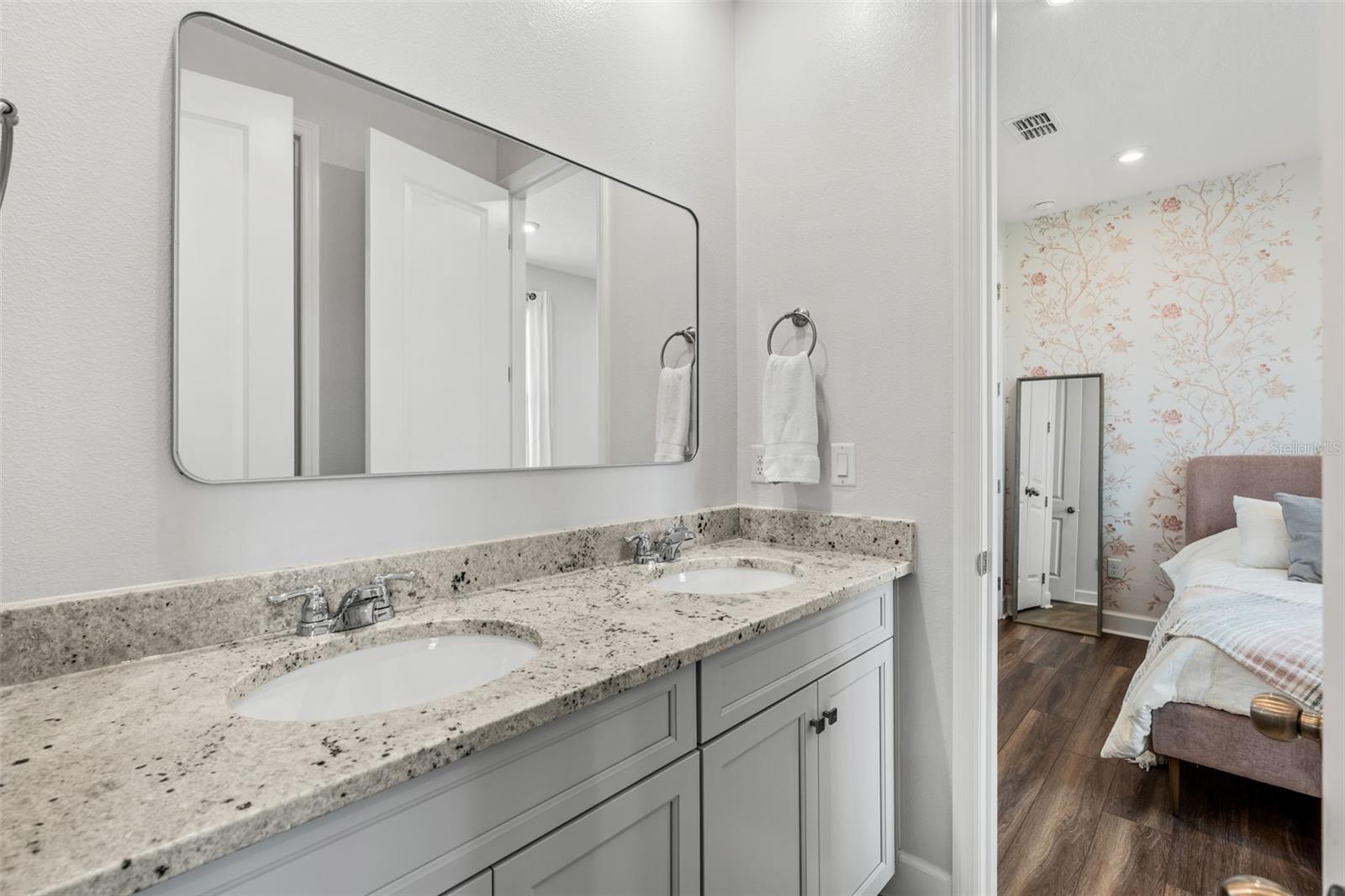 Image 30 of 56 For 1851 Coastal Court