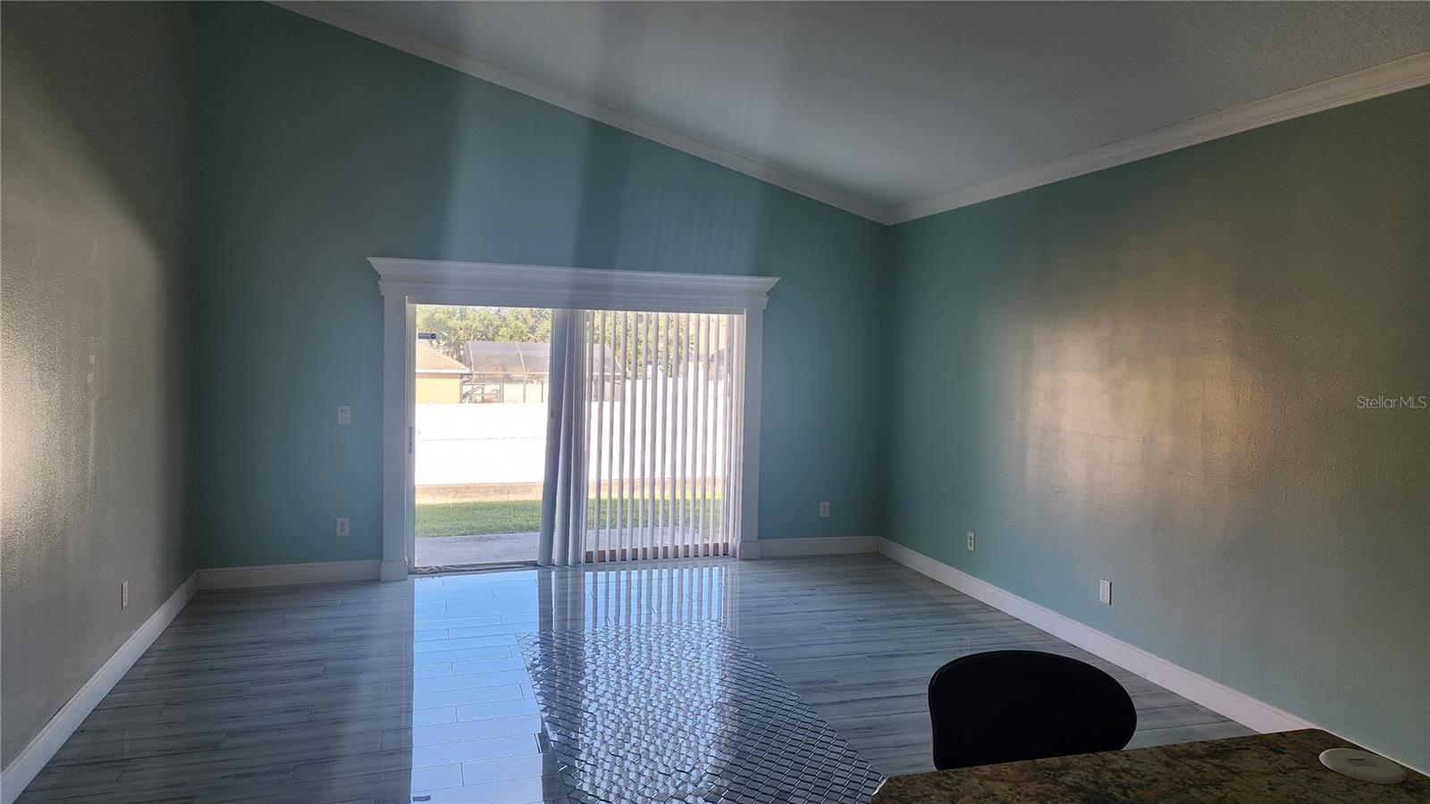 Listing photo id 0 for 7809 Rex Hill Trail