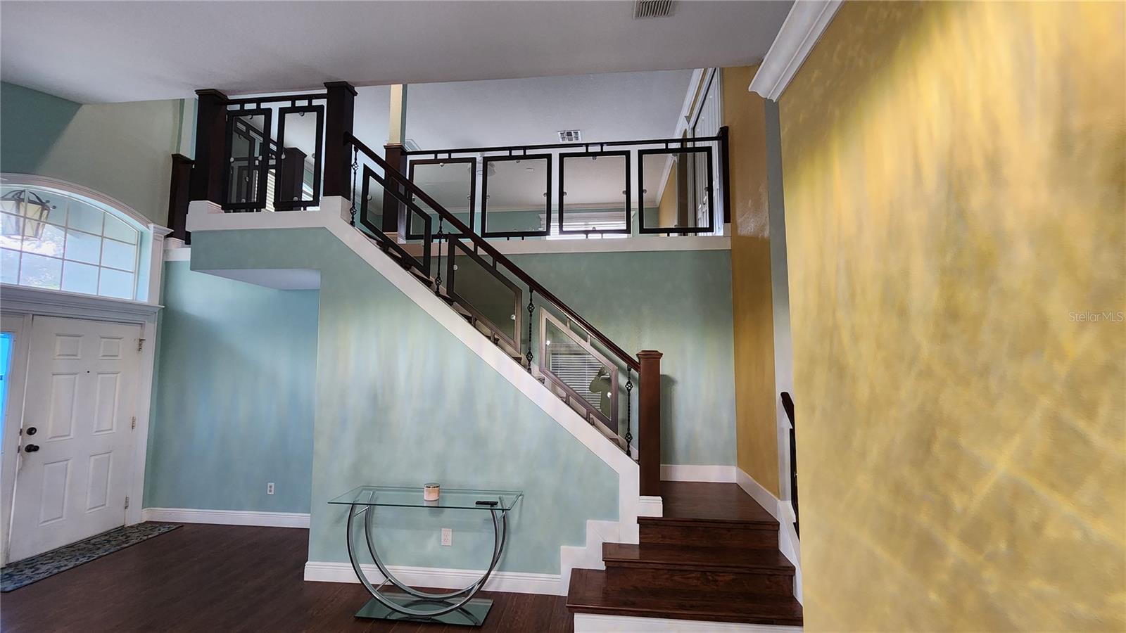 Listing photo id 1 for 7809 Rex Hill Trail