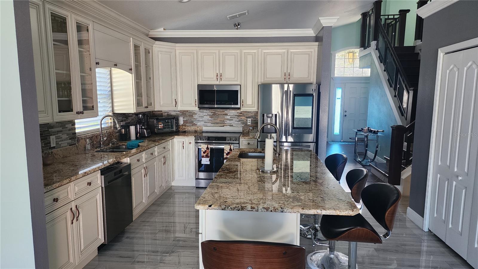 Listing photo id 6 for 7809 Rex Hill Trail