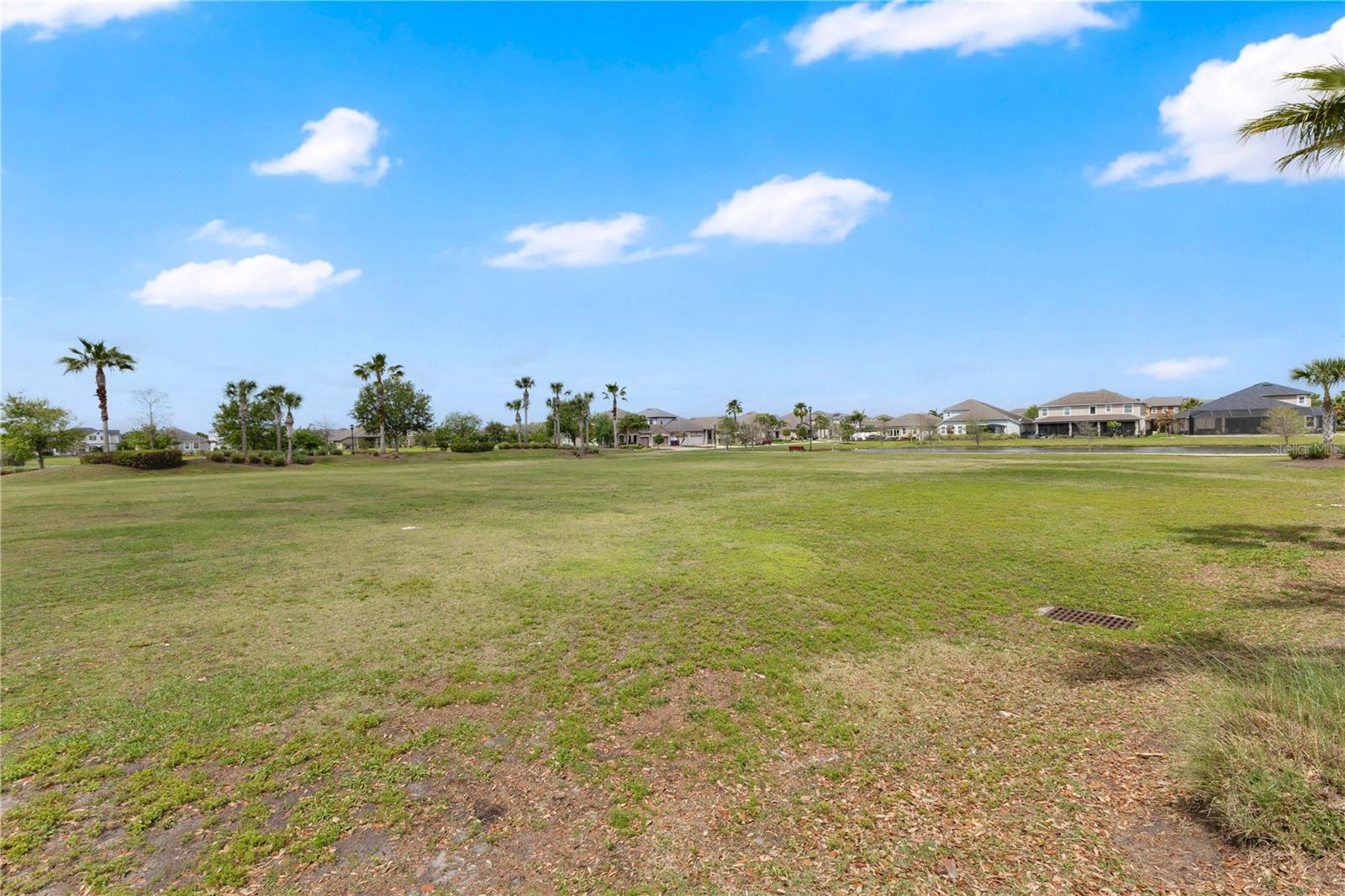 Image 28 of 39 For 2436 Varenna Loop