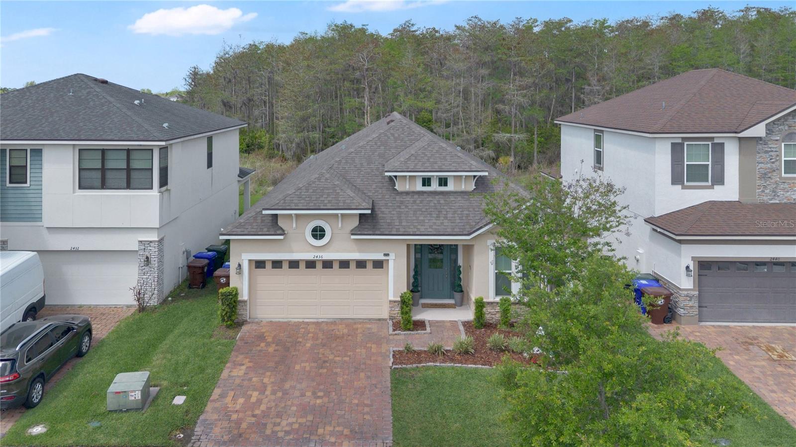 Image 32 of 39 For 2436 Varenna Loop