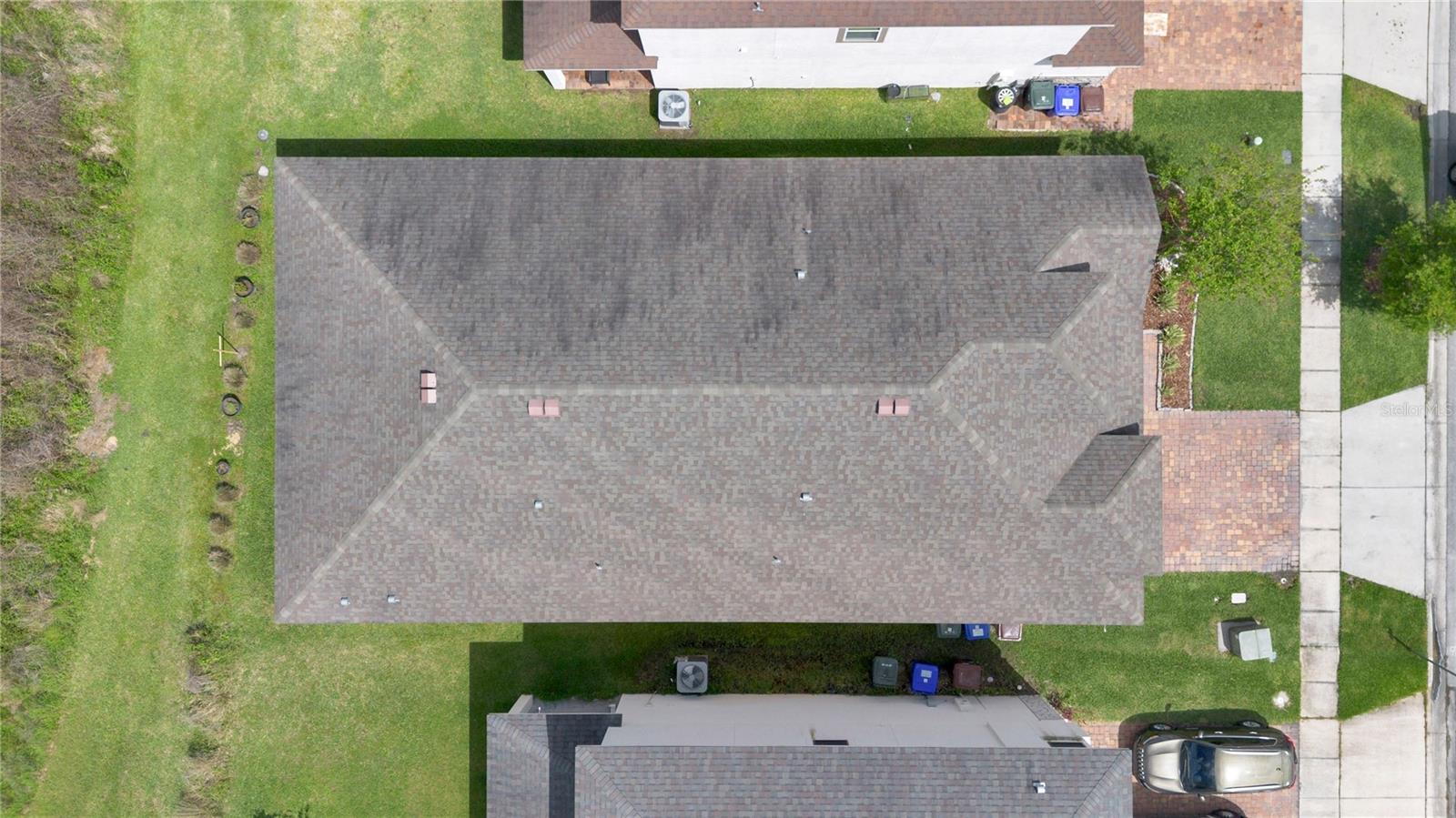 Image 35 of 39 For 2436 Varenna Loop