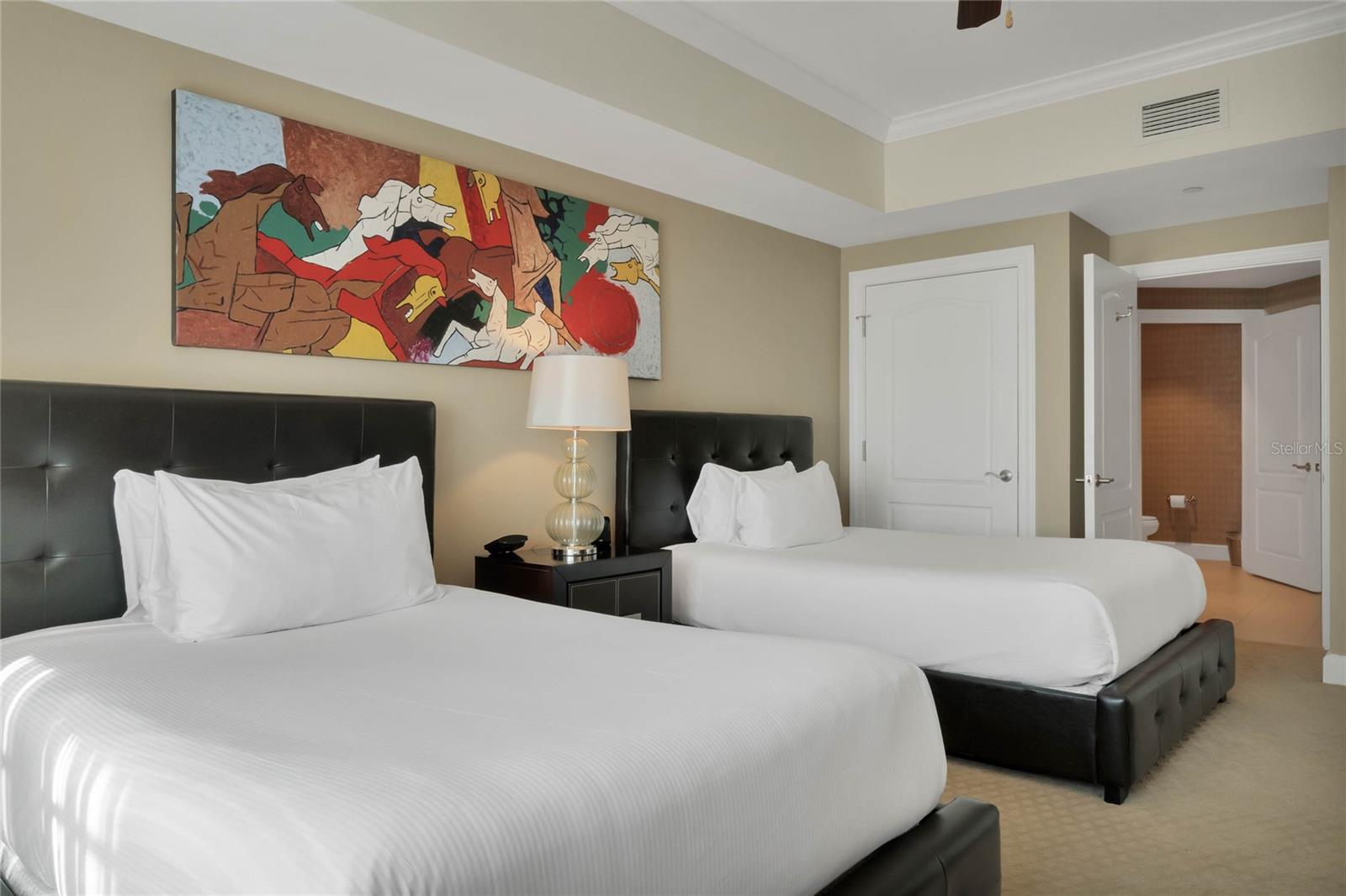 Image 20 of 35 For 7593 Gathering Drive 206