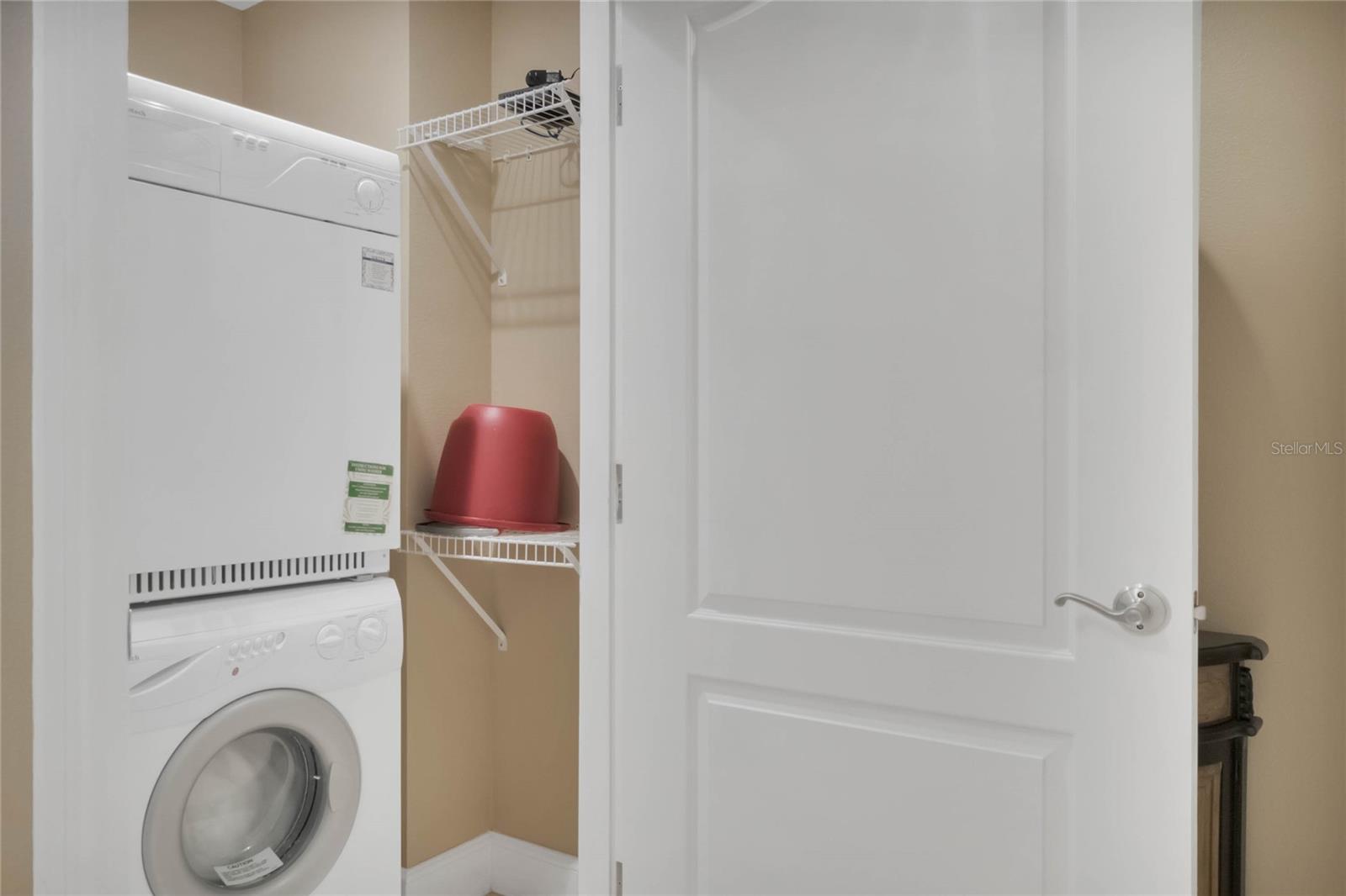 Image 23 of 35 For 7593 Gathering Drive 206