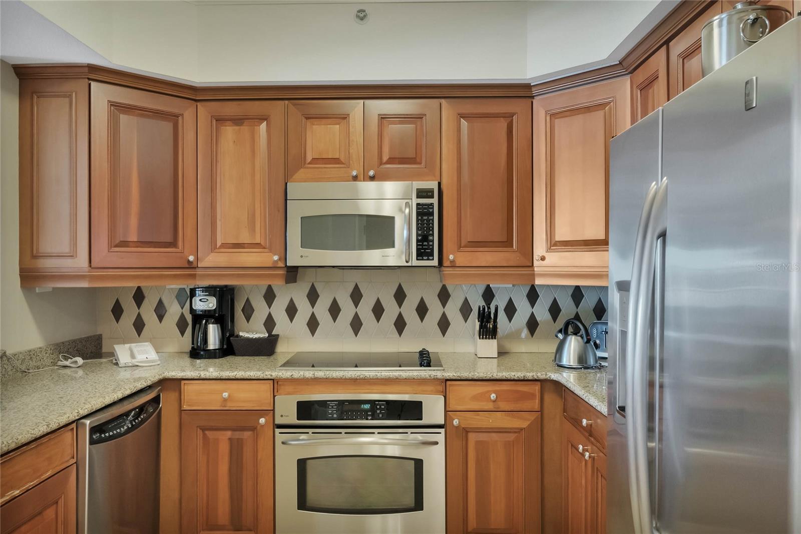 Image 8 of 35 For 7593 Gathering Drive 206