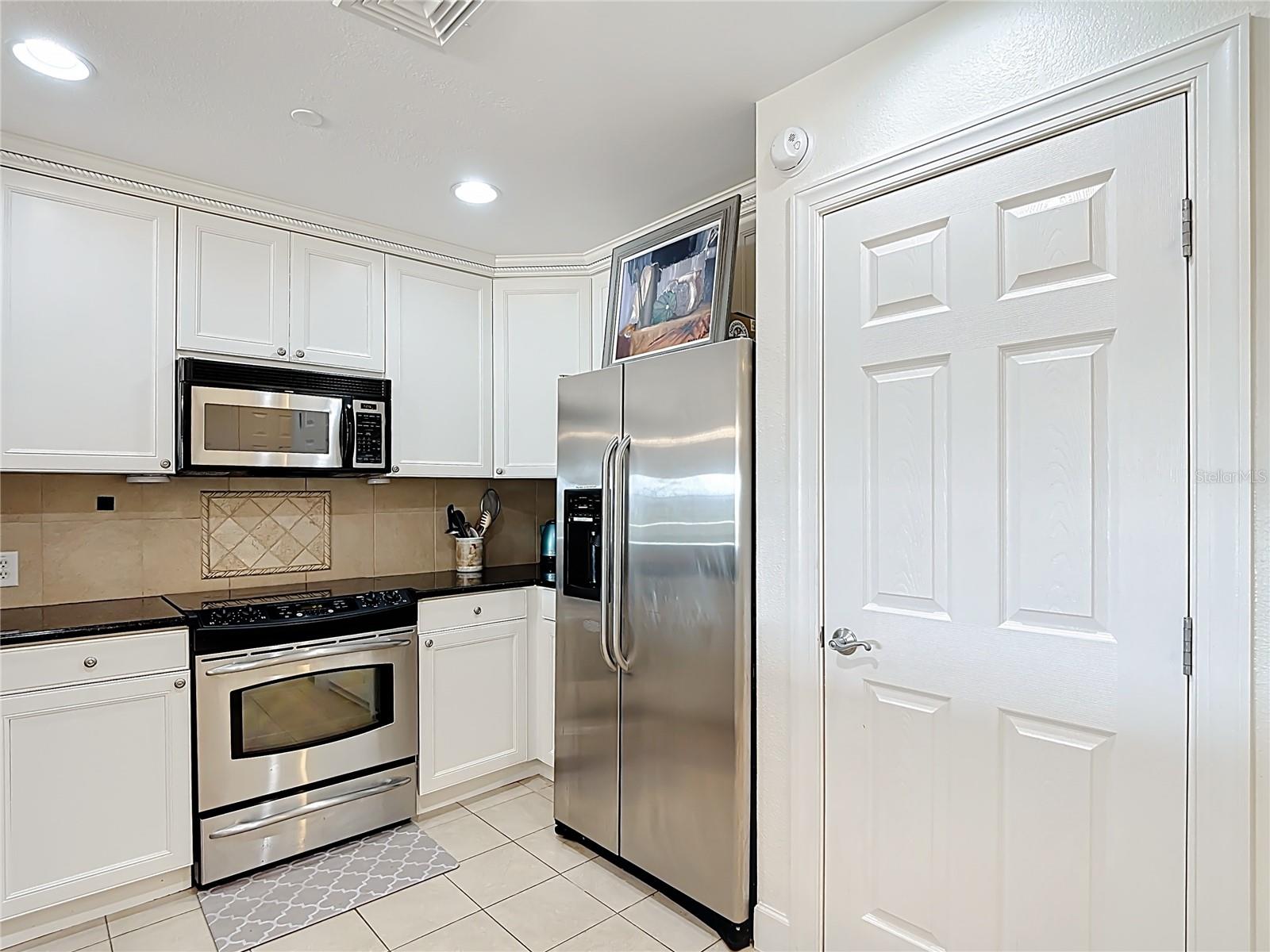 Image 9 of 51 For 1362 Centre Court Ridge Drive 204