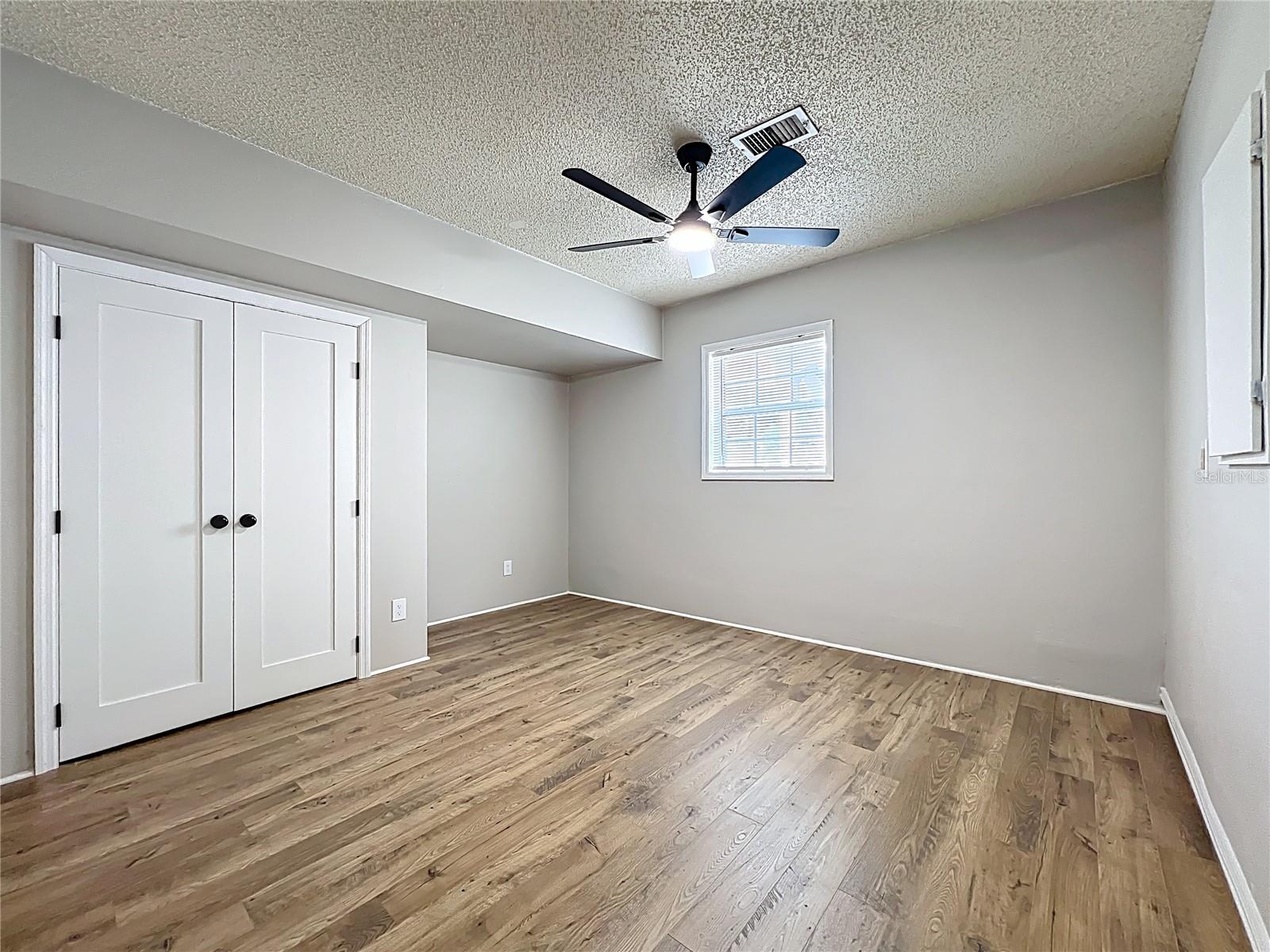 Listing photo id 22 for 1433 Pon Pon Court