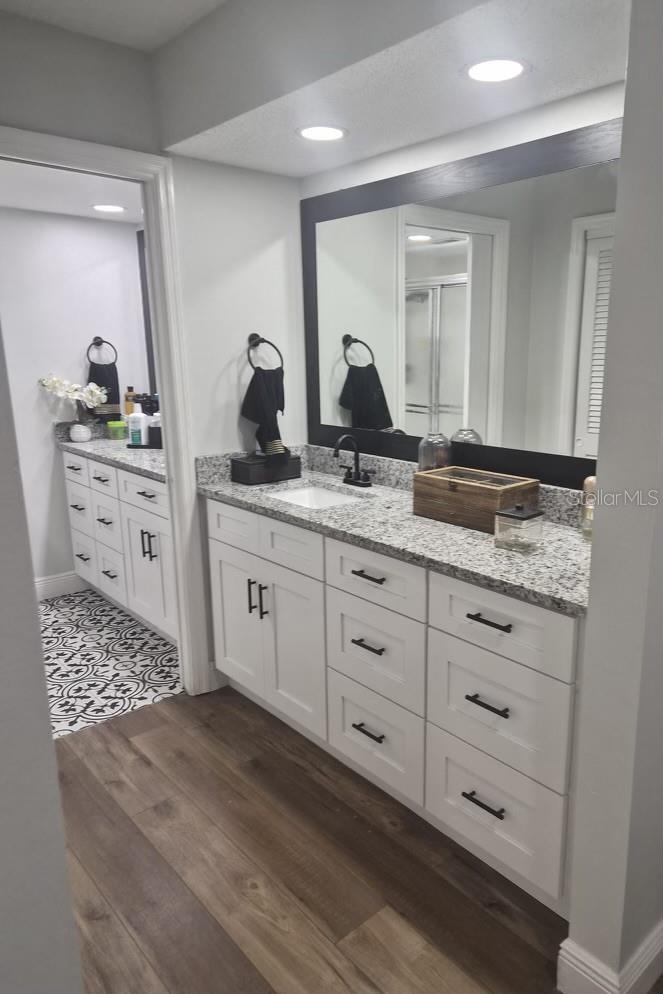 Image 14 of 27 For 1055 Kensington Park Drive 409