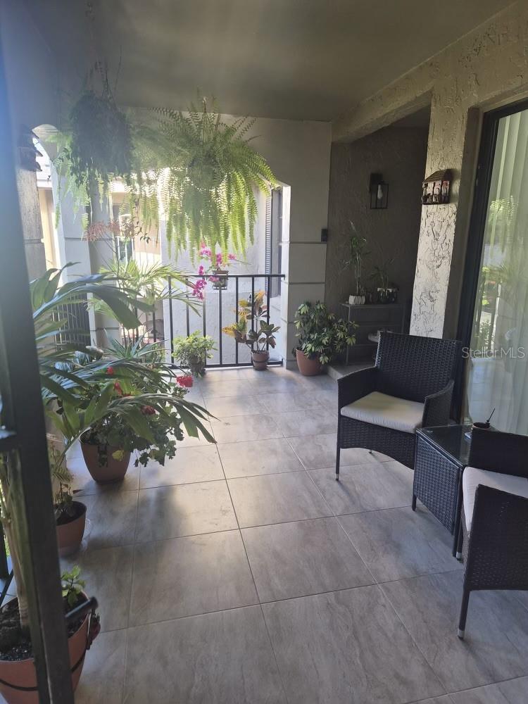 Image 2 of 27 For 1055 Kensington Park Drive 409