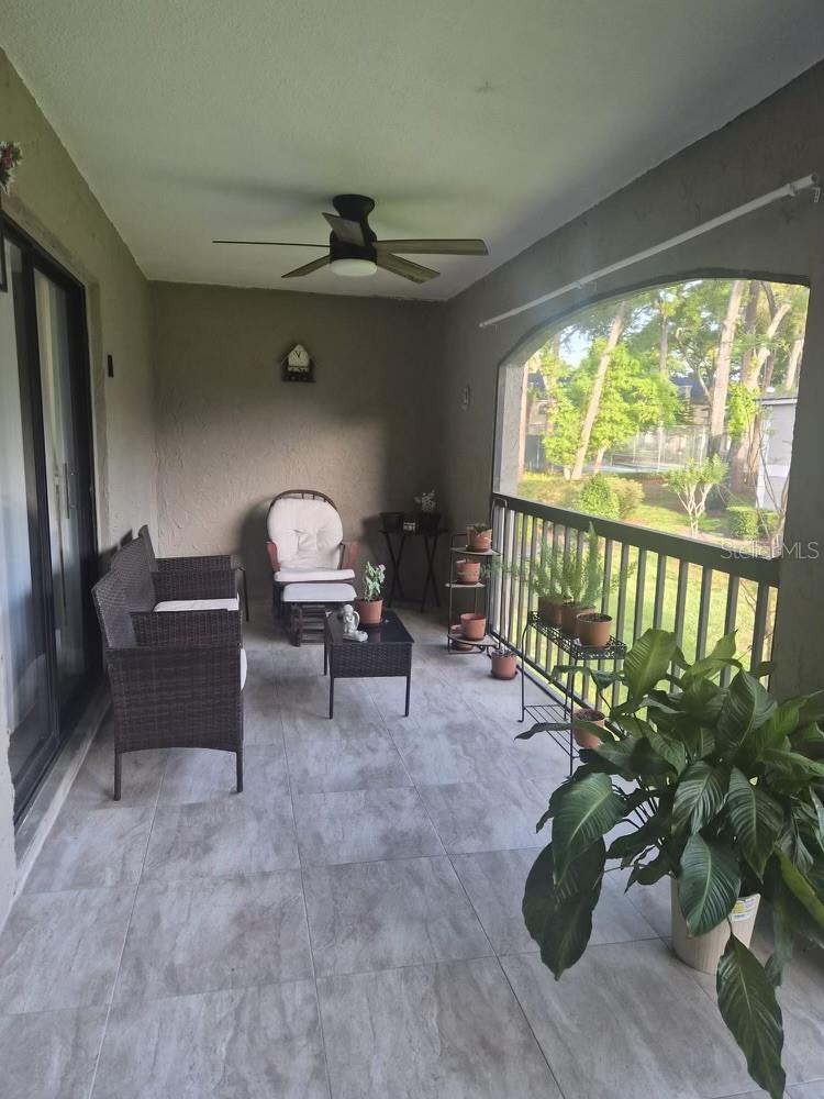 Image 20 of 27 For 1055 Kensington Park Drive 409