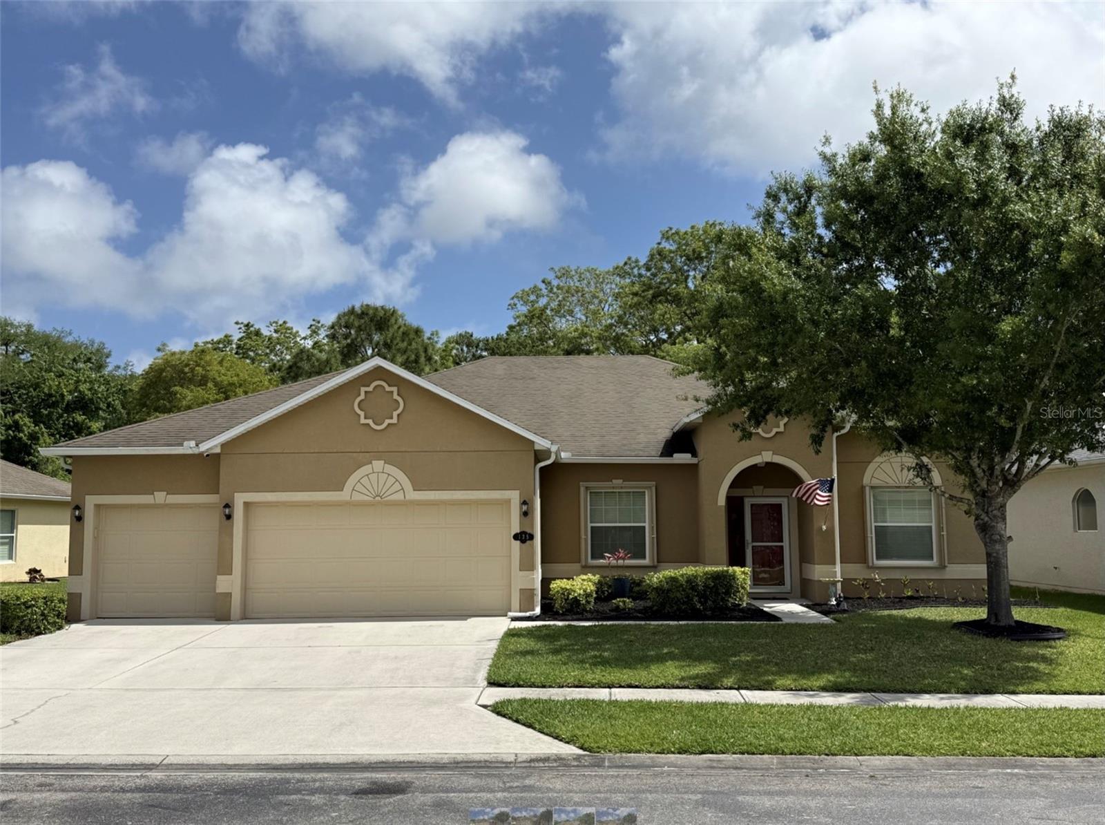 Image 2 of 5 For 135 Stony Point Drive