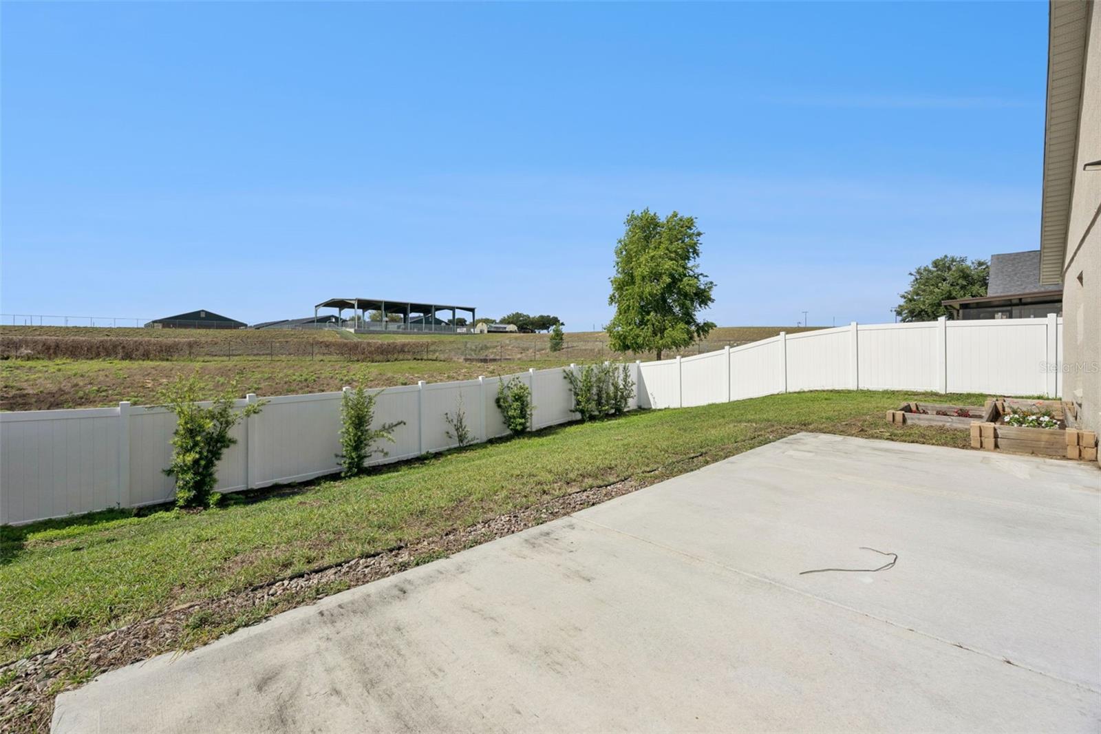 Image 39 of 43 For 539 Knightsbridge Circle