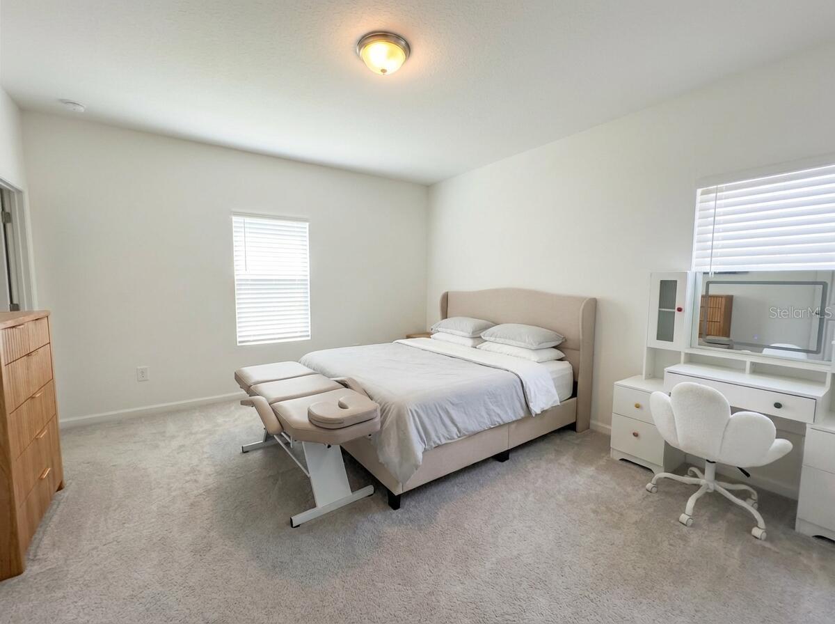 Image 10 of 38 For 4713 83rd Loop