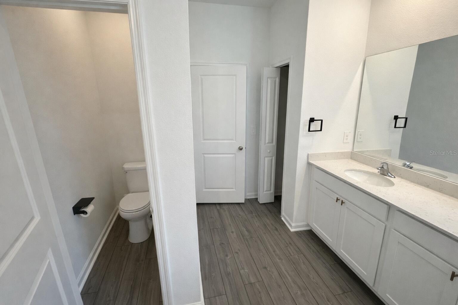 Image 14 of 38 For 4713 83rd Loop