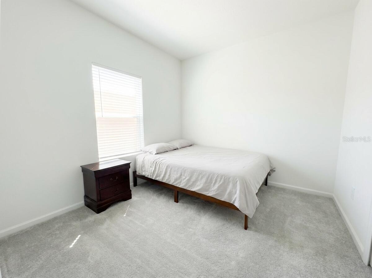 Image 21 of 38 For 4713 83rd Loop