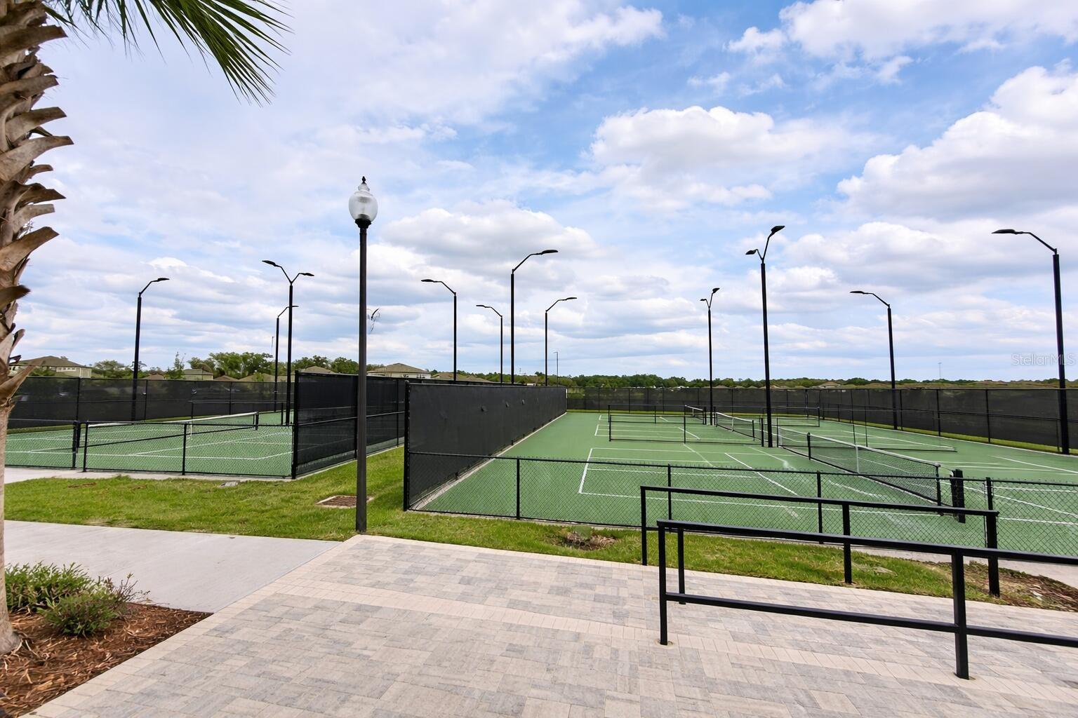 Image 36 of 38 For 4713 83rd Loop