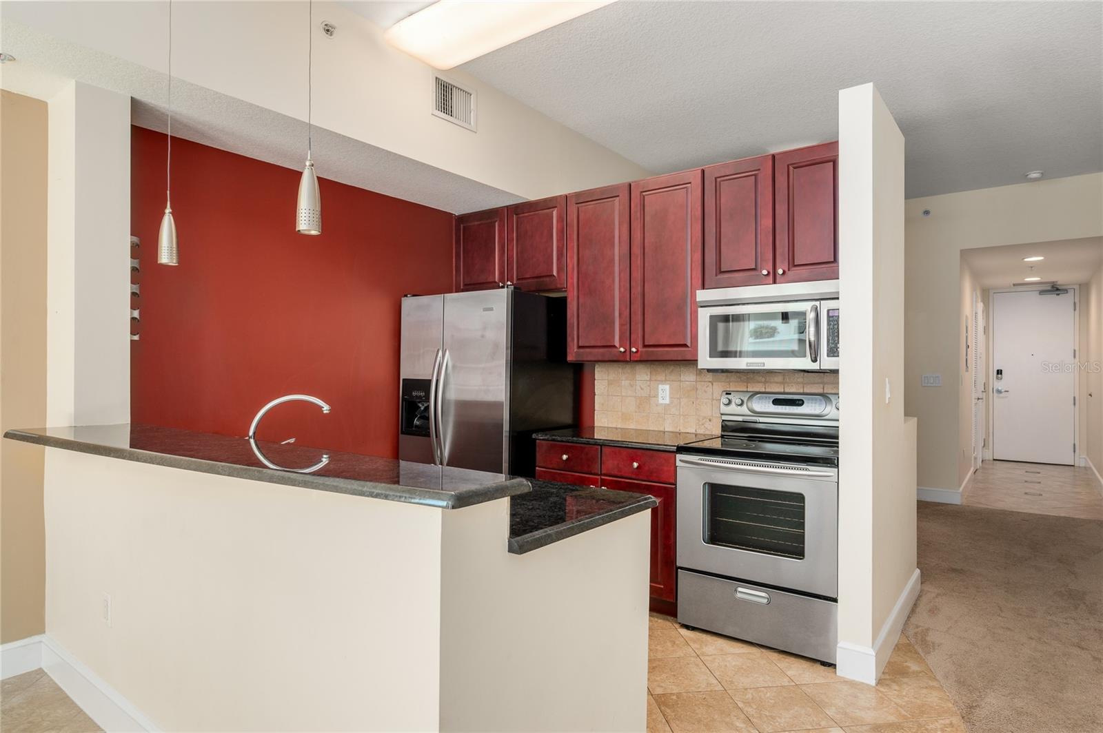 Image 15 of 26 For 101 Eola Drive 519