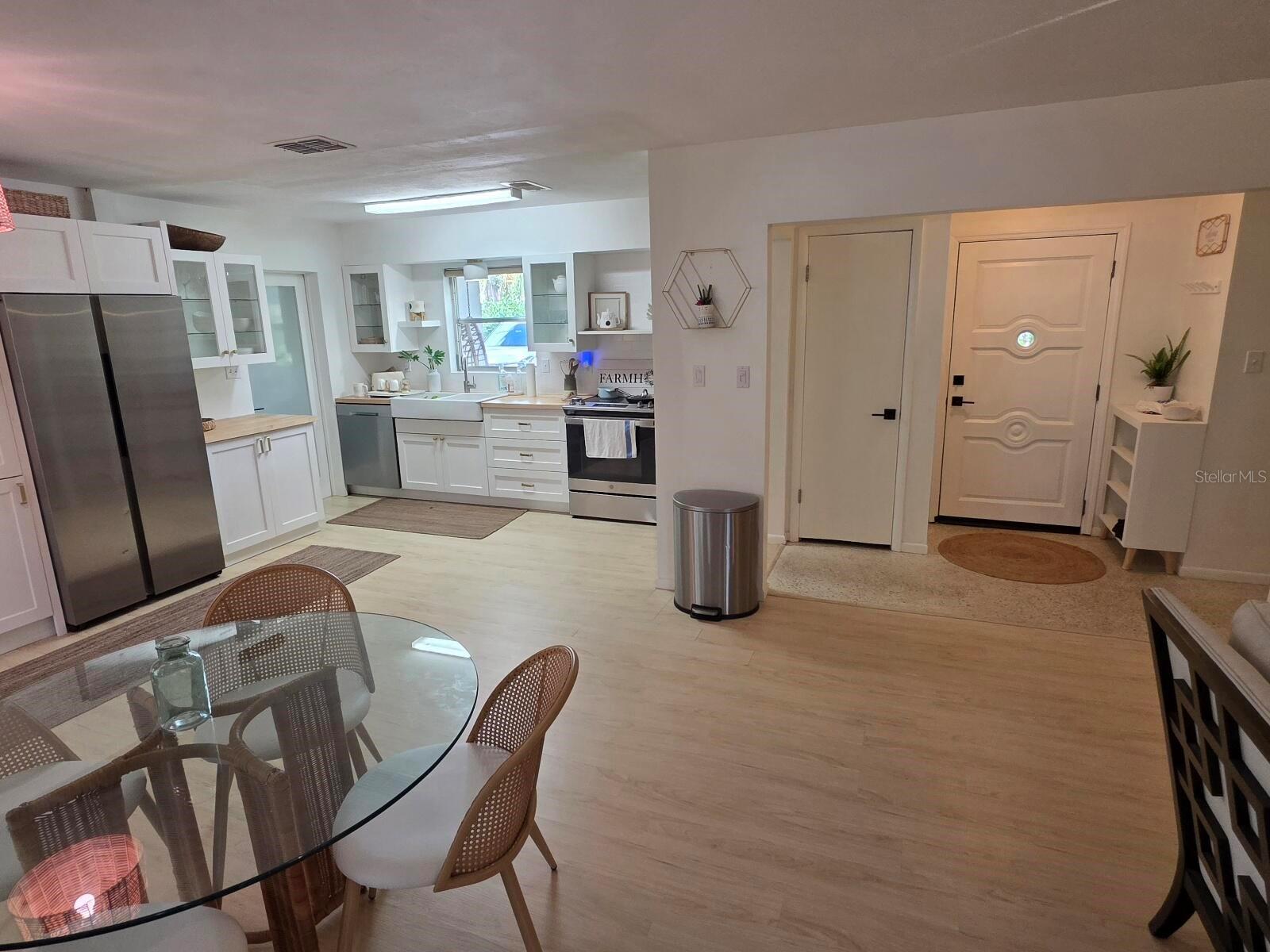 Image 18 of 34 For 4718 Crystal Avenue