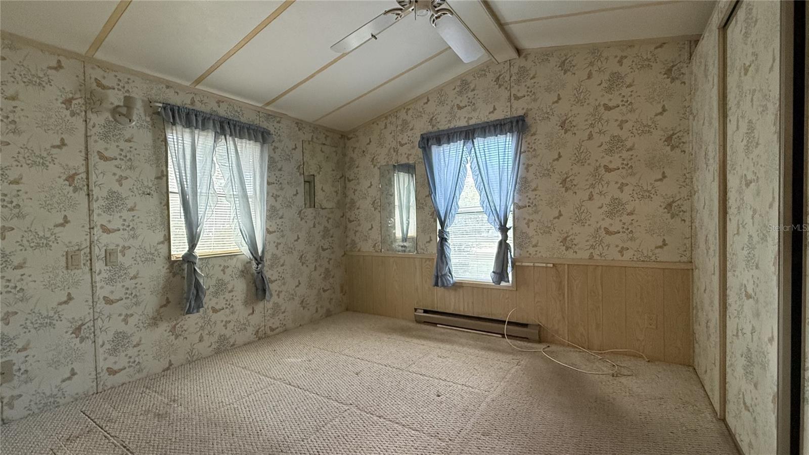 Image 10 of 20 For 28520 Holly Avenue