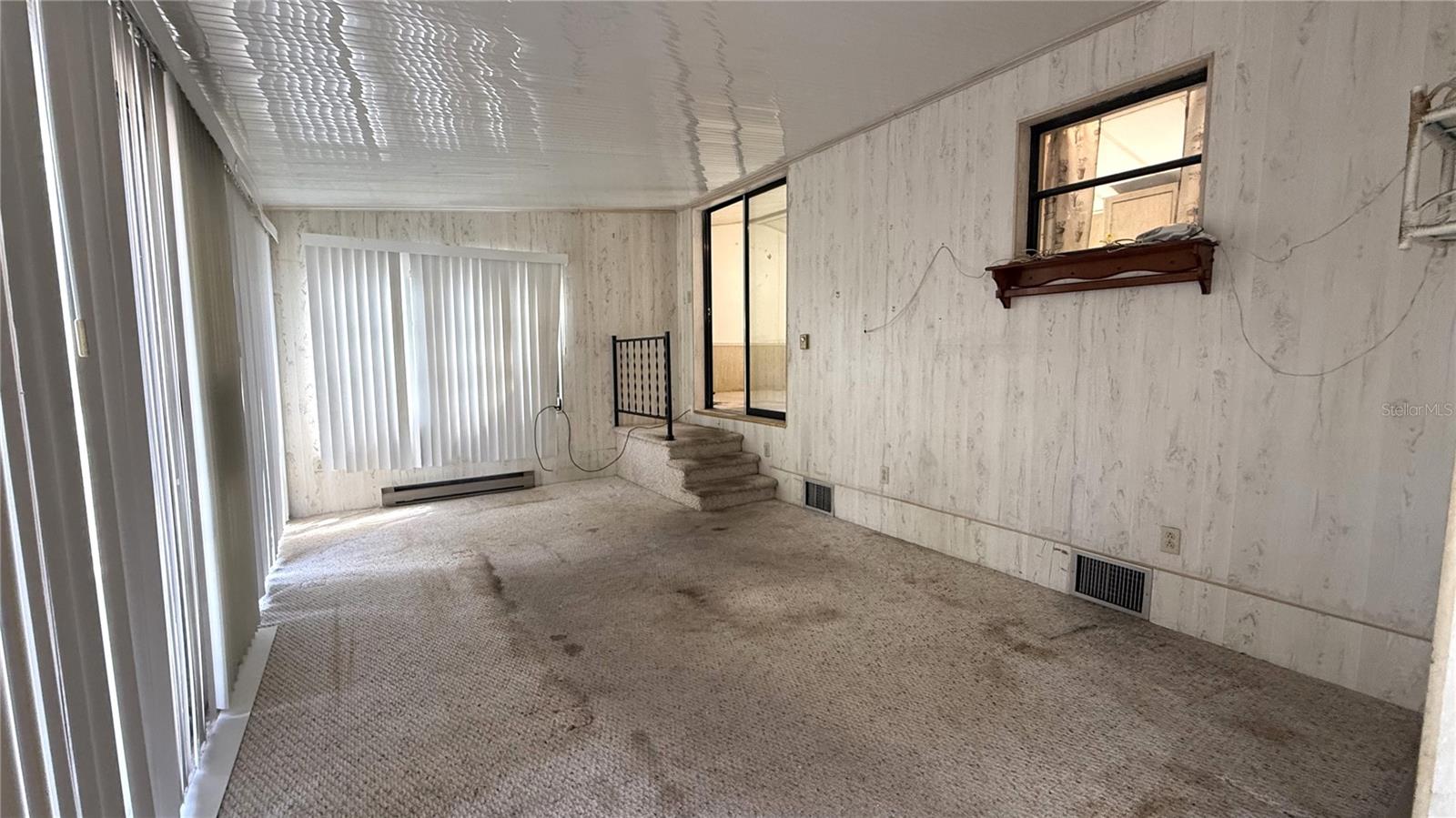 Image 18 of 20 For 28520 Holly Avenue