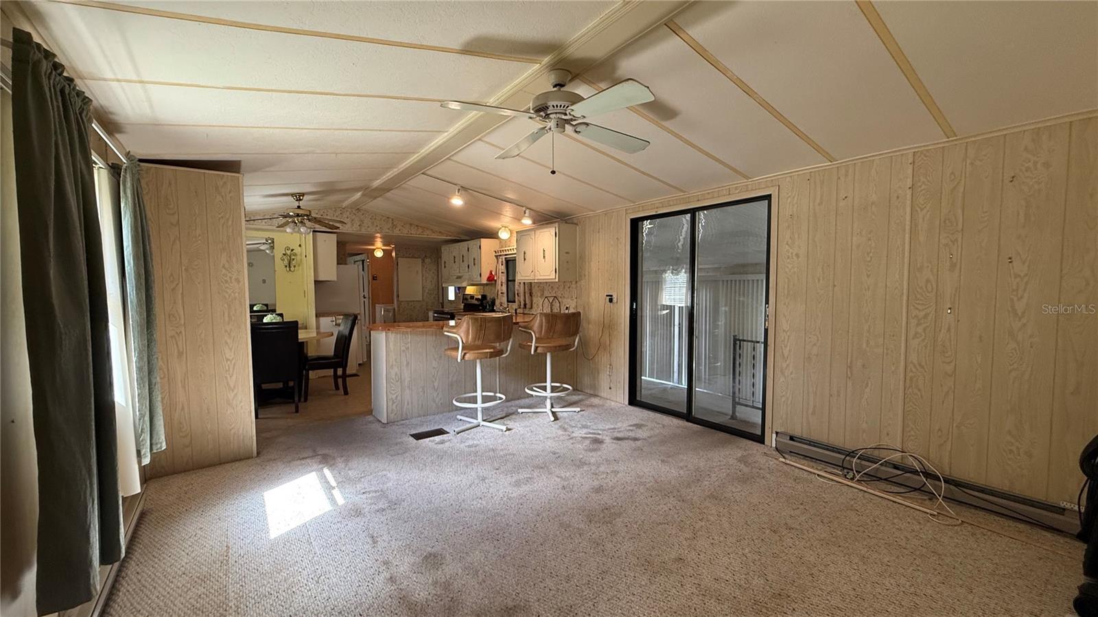 Image 7 of 20 For 28520 Holly Avenue