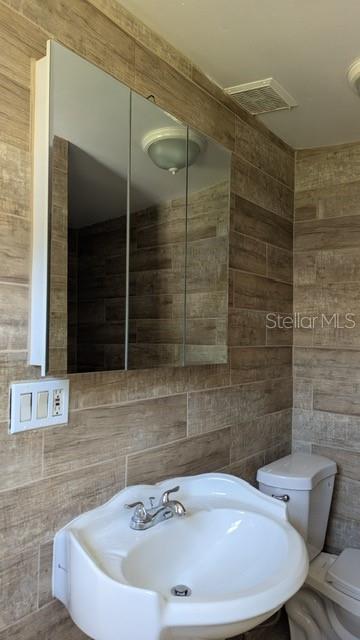 Image 14 of 23 For 4816 Edgemoor Avenue