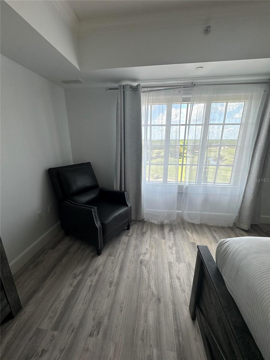 Image 10 of 15 For 7593 Gathering Drive 307