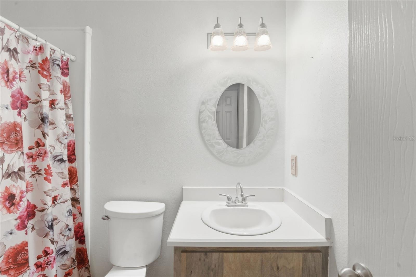 Image 20 of 32 For 61 Floridana Road