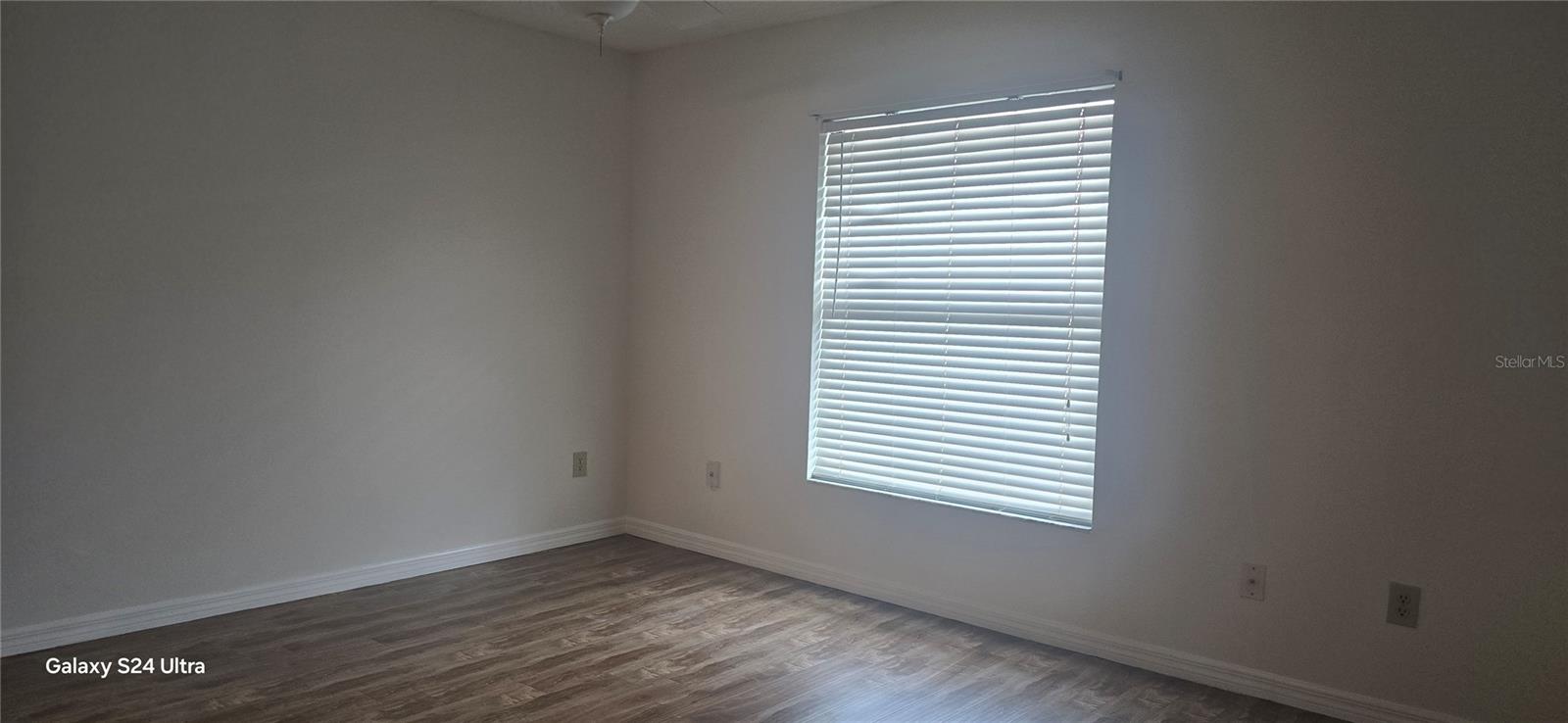 Image 11 of 32 For 6299 Arlington Court 212