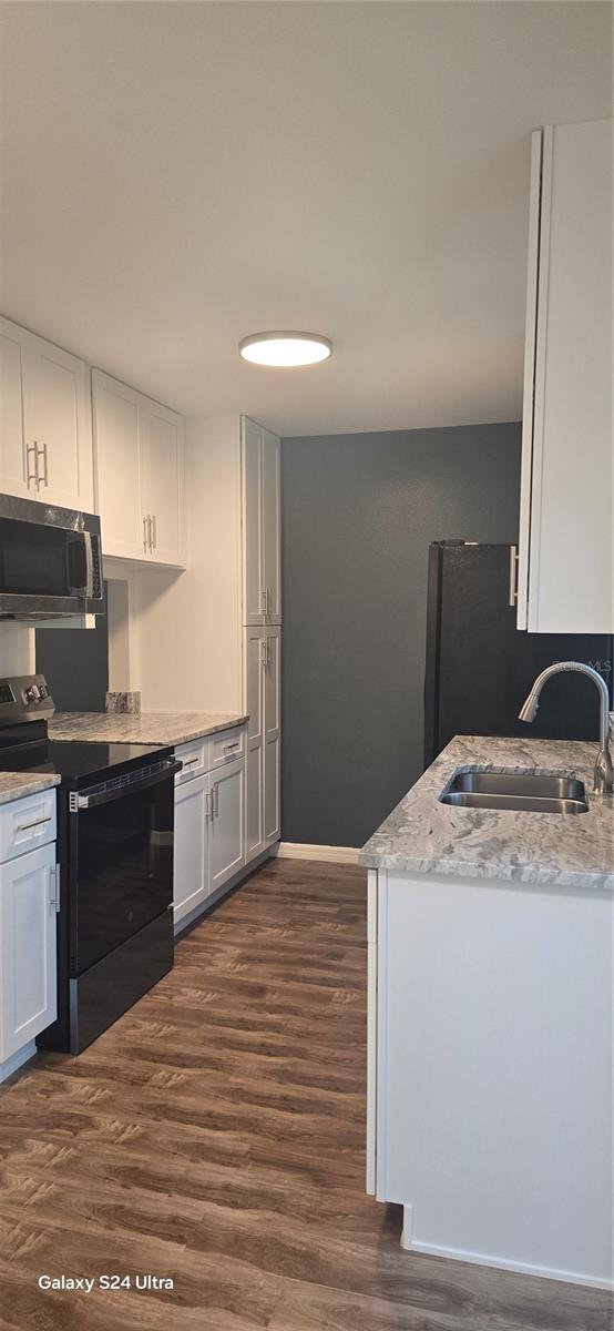 Image 14 of 32 For 6299 Arlington Court 212