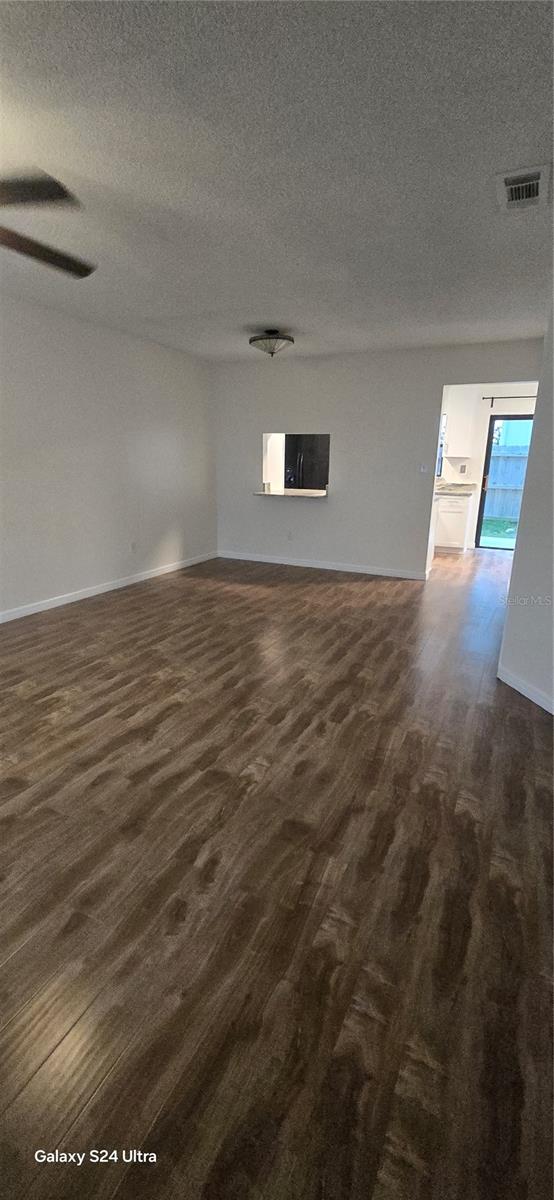 Image 15 of 32 For 6299 Arlington Court 212