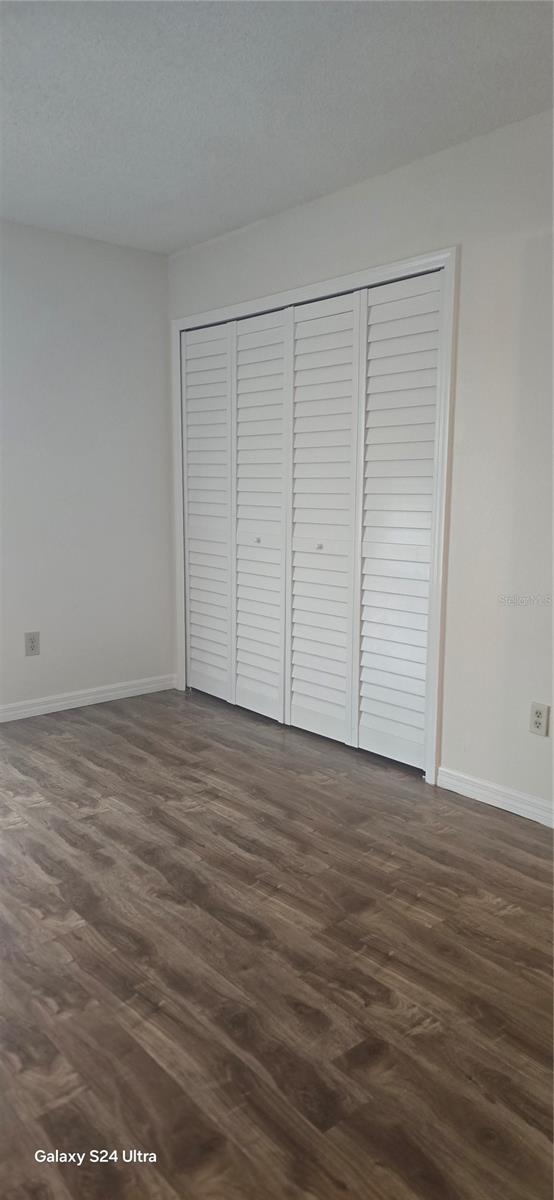 Image 19 of 32 For 6299 Arlington Court 212