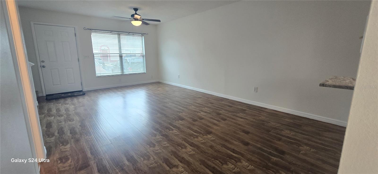 Image 7 of 32 For 6299 Arlington Court 212