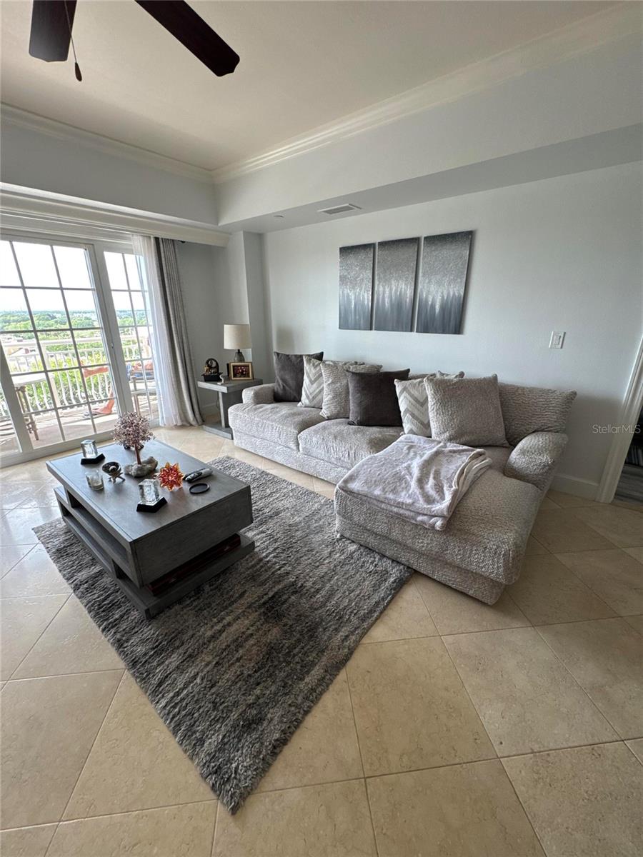 Image 5 of 13 For 7593 Gathering Drive 706