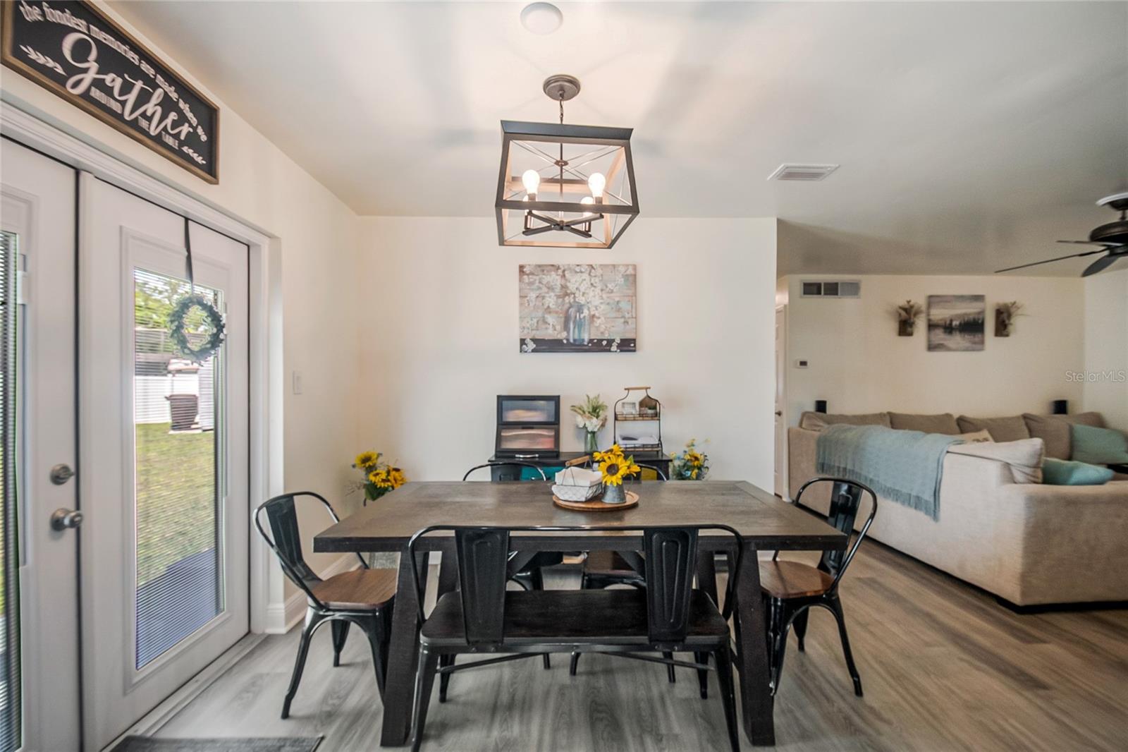 Image 11 of 38 For 2 Lavon Avenue