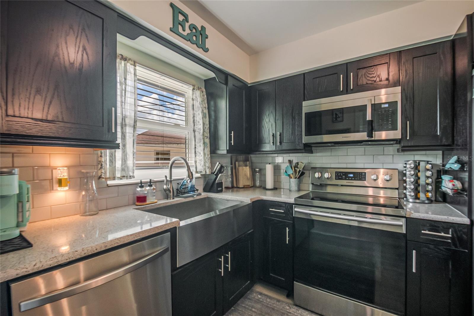 Image 15 of 38 For 2 Lavon Avenue