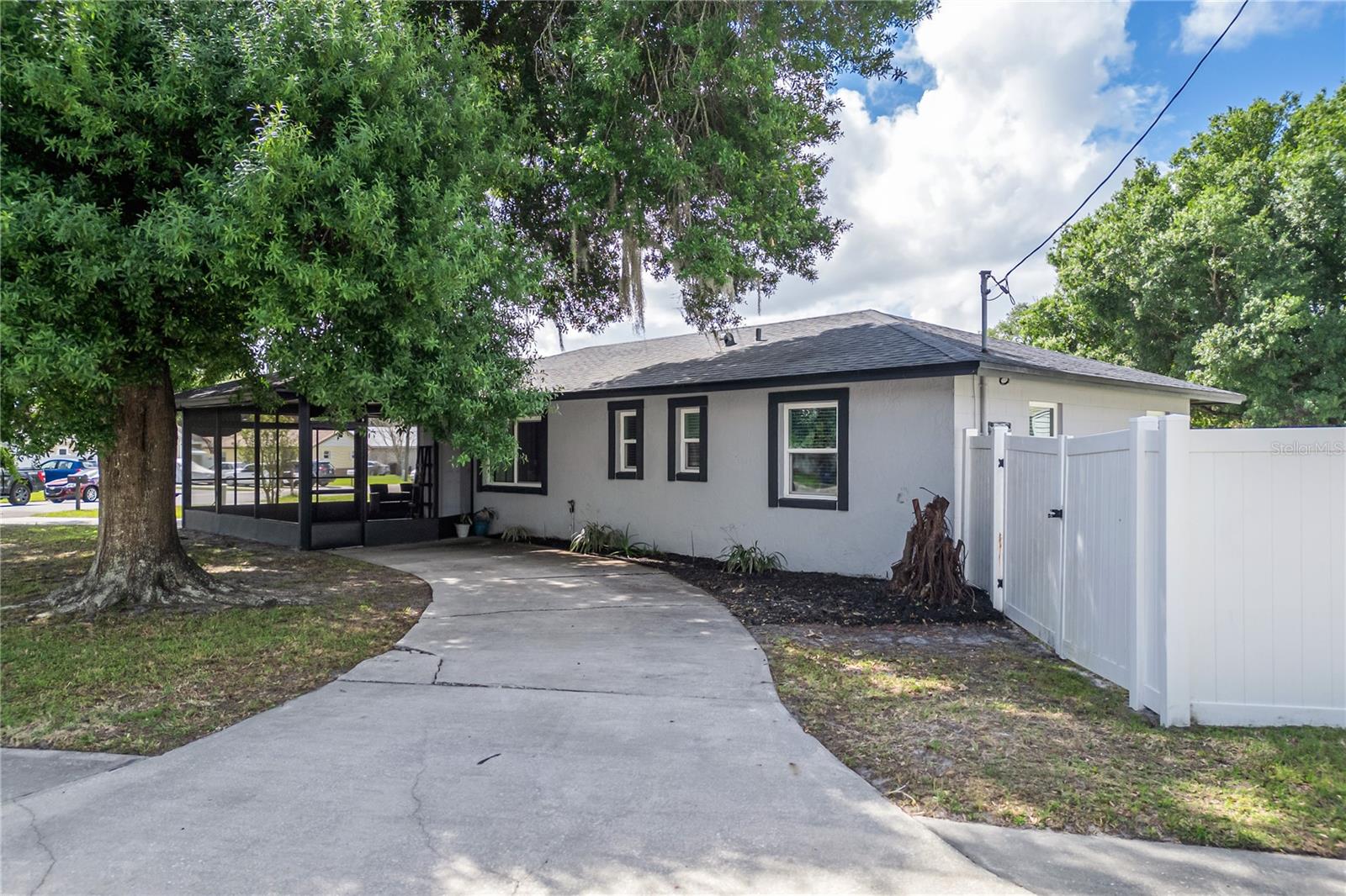 Image 2 of 38 For 2 Lavon Avenue