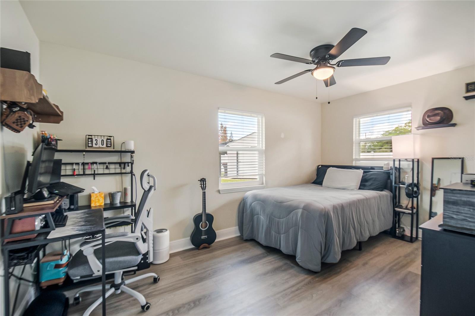 Image 21 of 38 For 2 Lavon Avenue