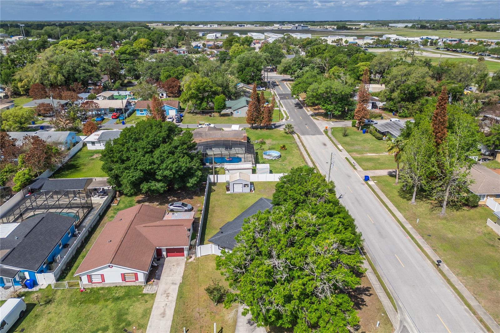 Image 33 of 38 For 2 Lavon Avenue